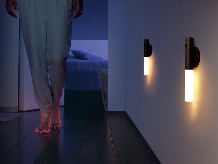 Magnetic Wooden LED Night Light — PIR Motion Sensor